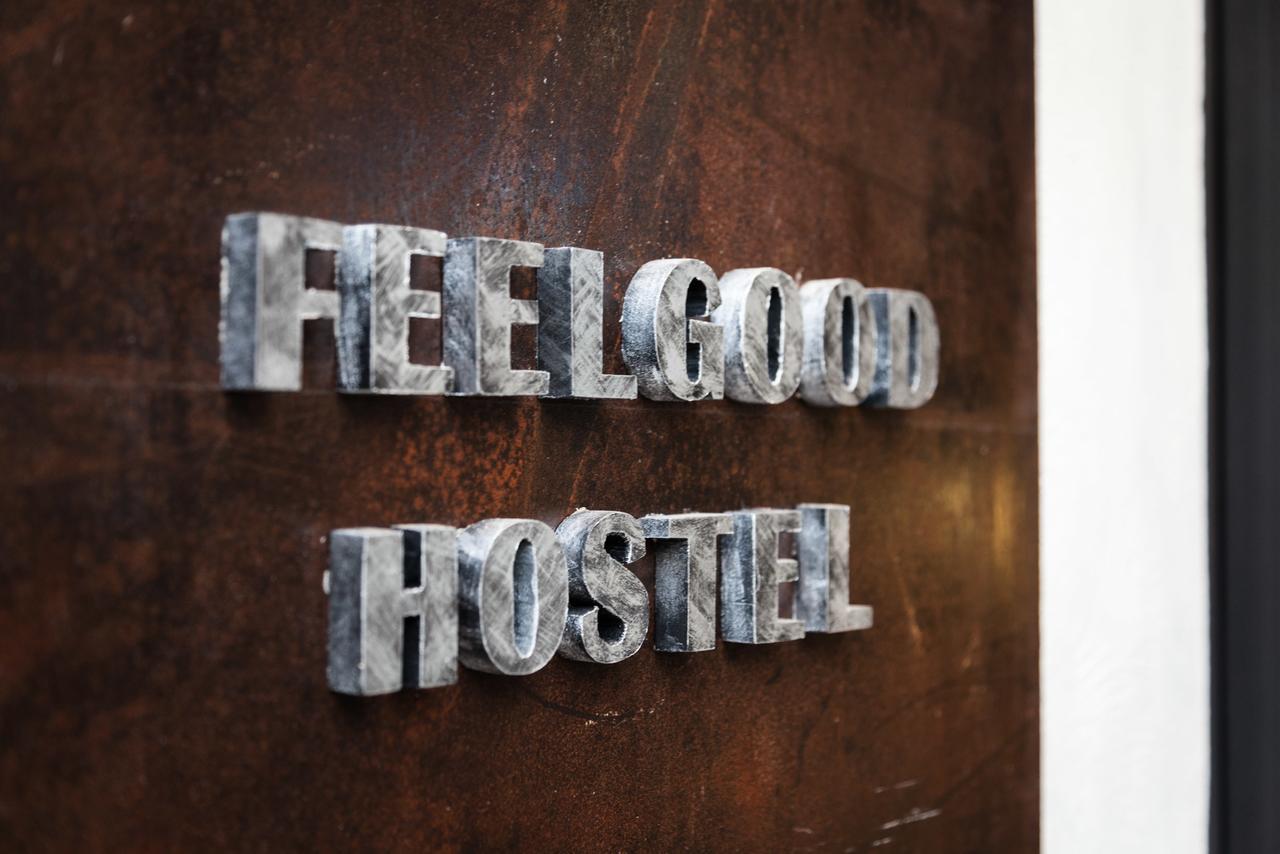 Feel Good Hostel Phuket Bagian luar foto