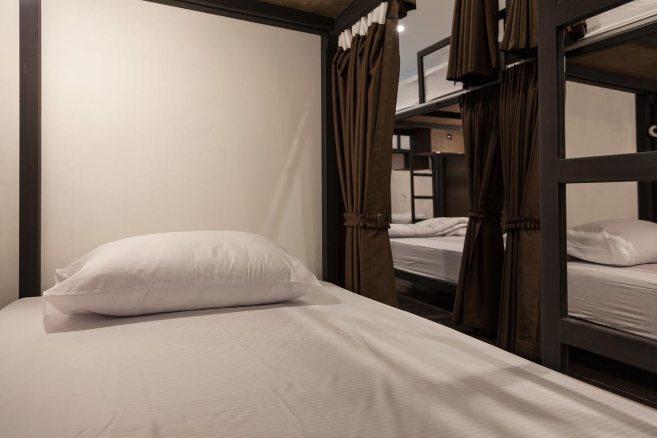 Feel Good Hostel Phuket Bagian luar foto